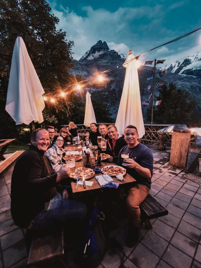 Mountain Hostel Gimmelwald Wengen Eksteriør bilde
